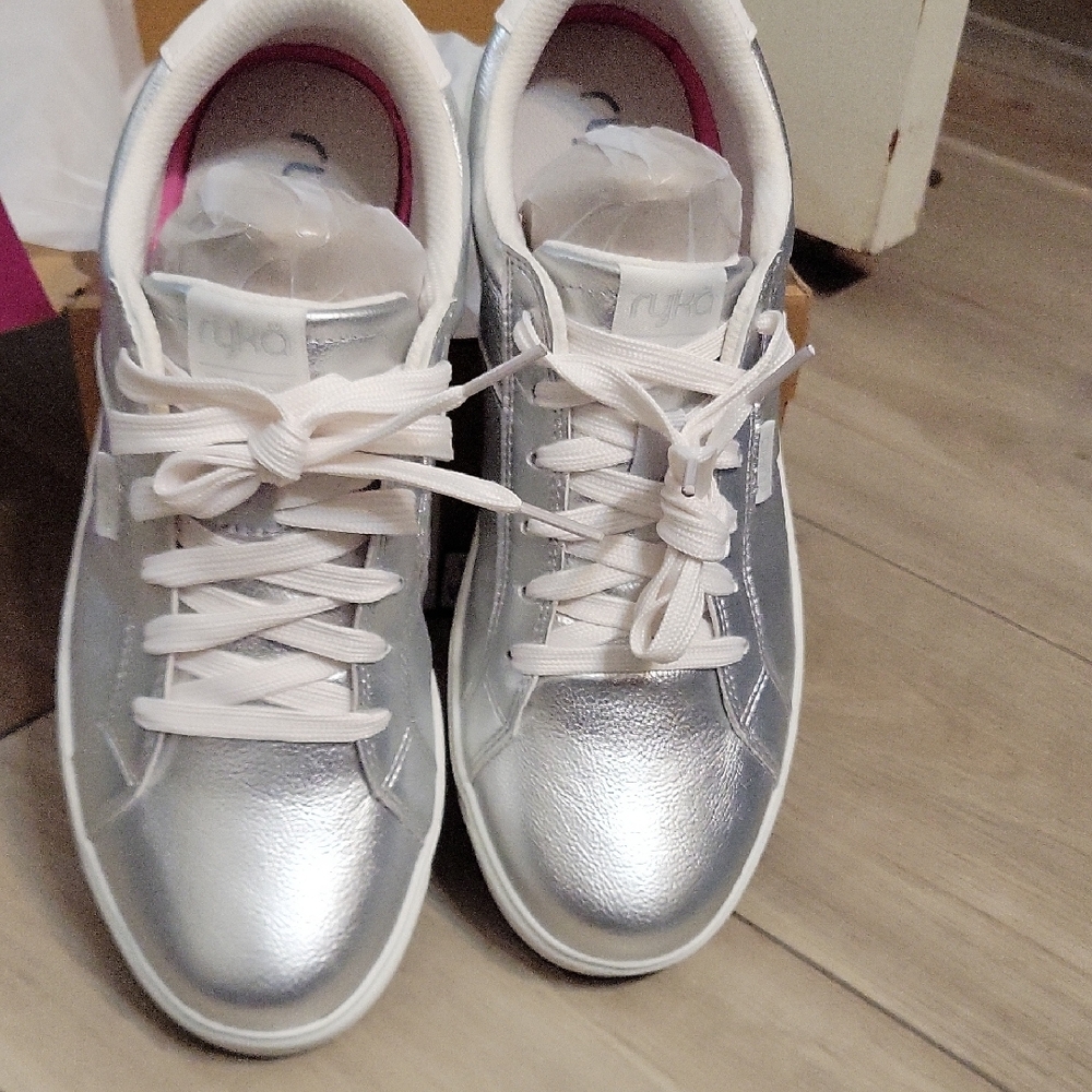 Ryka Women's Metallic Silver Sneakers